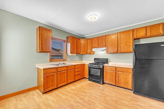 1718 Flett AVENUE, Racine, WI 53405