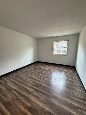 75 Scotch Pond Pl 32, Quincy, MA 02169