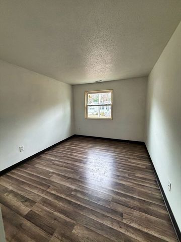 75 Scotch Pond Pl 32, Quincy, MA 02169