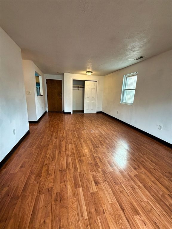 75 Scotch Pond Pl 32, Quincy, MA 02169