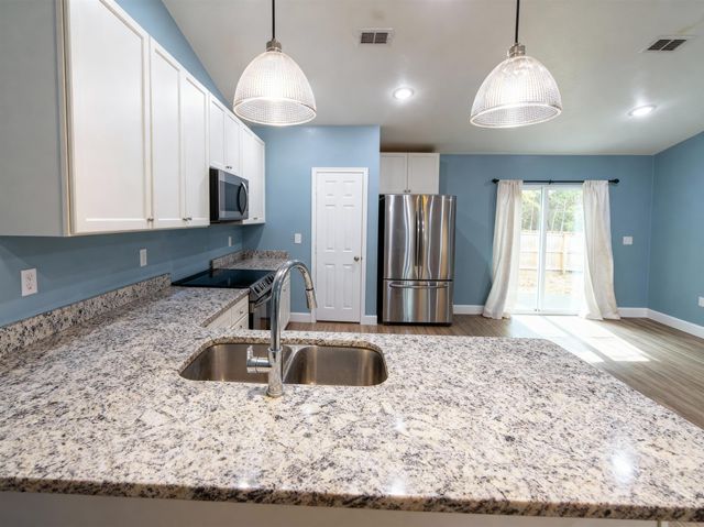 315 Mae Cato Drive, Midway, FL 32343