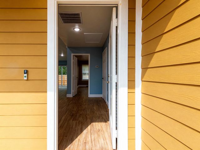 315 Mae Cato Drive, Midway, FL 32343