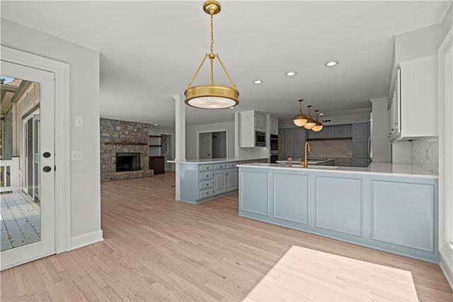 1608 Prestwick Drive, Lawrence, KS 66047