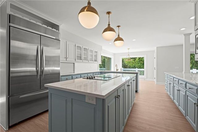 1608 Prestwick Drive, Lawrence, KS 66047