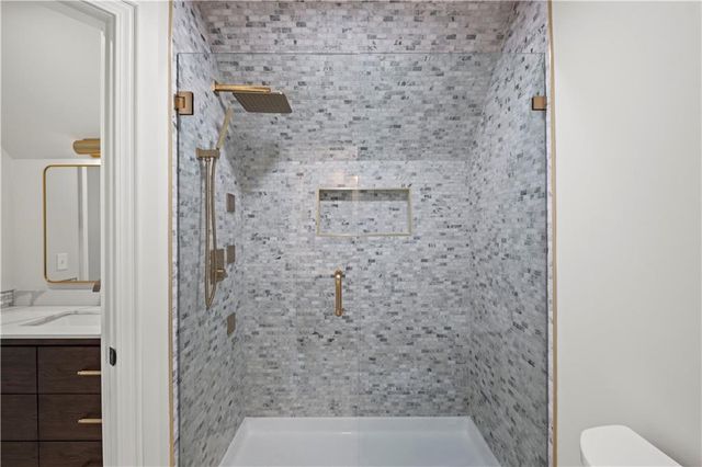 1608 Prestwick Drive, Lawrence, KS 66047