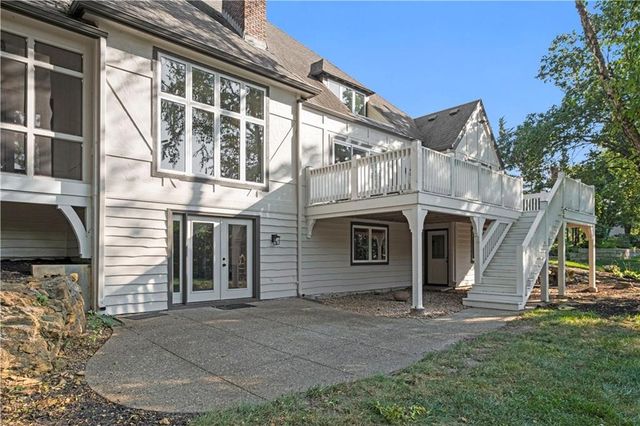 1608 Prestwick Drive, Lawrence, KS 66047