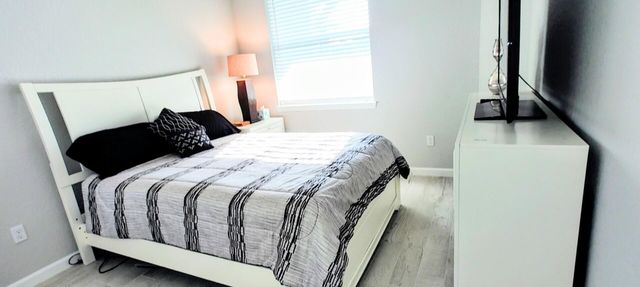 12899 SW Gingerline Drive, St Lucie West, FL 34986