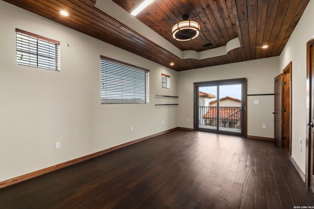 217 Saddle Wood, Comfort, TX 78013