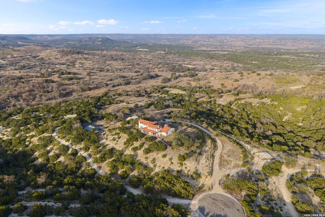 217 Saddle Wood, Comfort, TX 78013