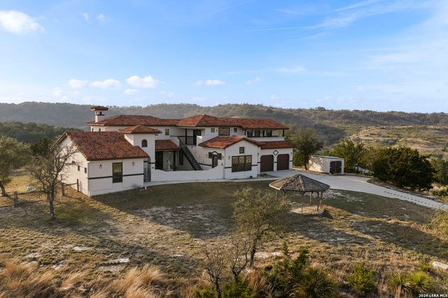 217 Saddle Wood, Comfort, TX 78013