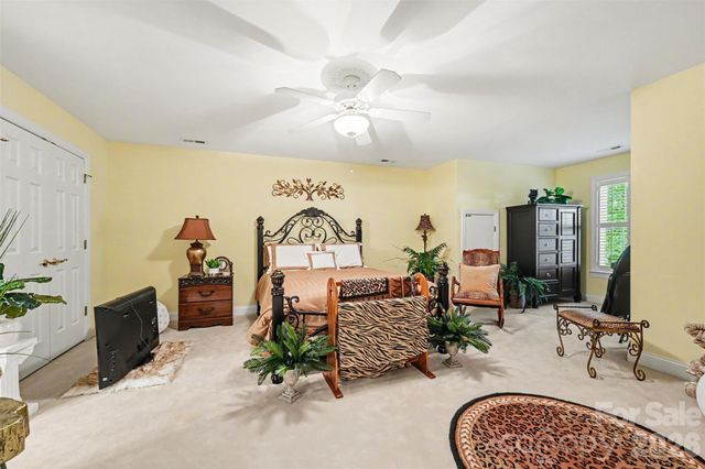 1244 Kennett Avenue, Gastonia, NC 28054