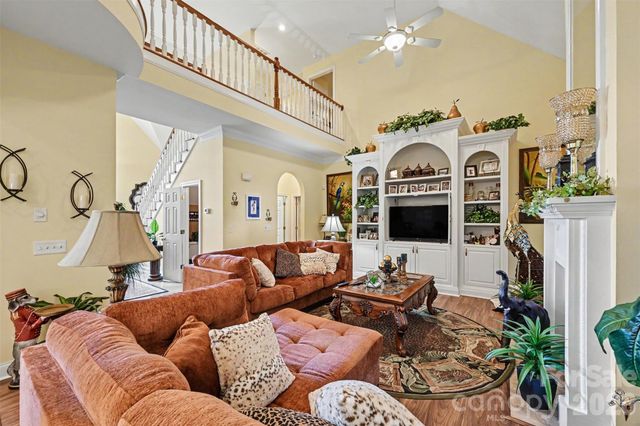 1244 Kennett Avenue, Gastonia, NC 28054
