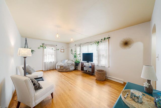 1303 FAUST AVENUE, Oshkosh, WI 54902