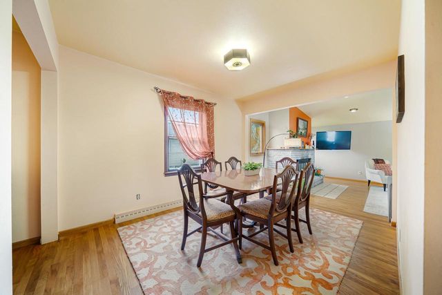 1303 FAUST AVENUE, Oshkosh, WI 54902