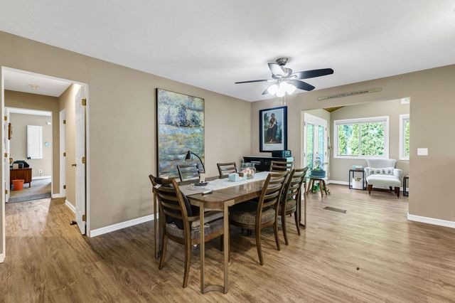 2221 E Rockwood Blvd, Spokane, WA 99203