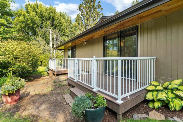 2221 E Rockwood Blvd, Spokane, WA 99203