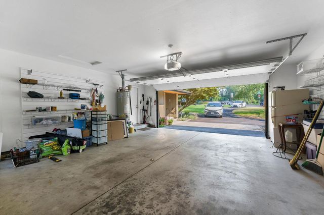 2221 E Rockwood Blvd, Spokane, WA 99203