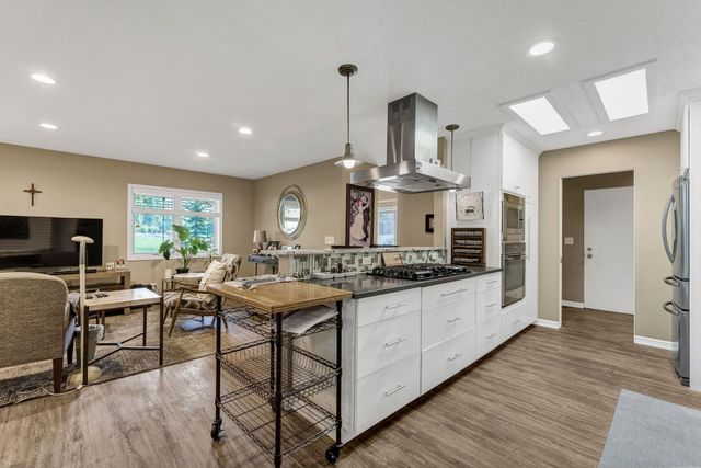 2221 E Rockwood Blvd, Spokane, WA 99203