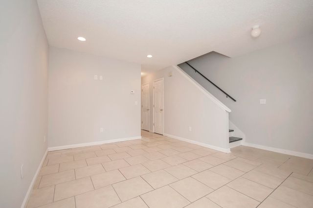 9 Anderson Avenue B, Charleston, SC 29412