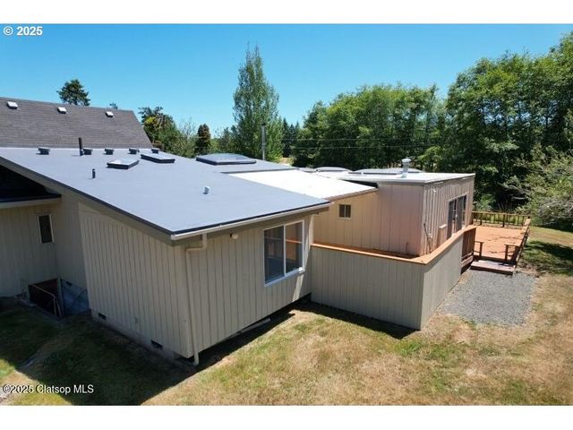 92768 PEARSON Rd, Astoria, OR 97103