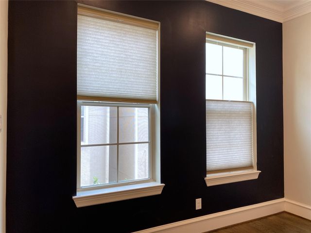 5226 Kiam Street 1010, Houston, TX 77007