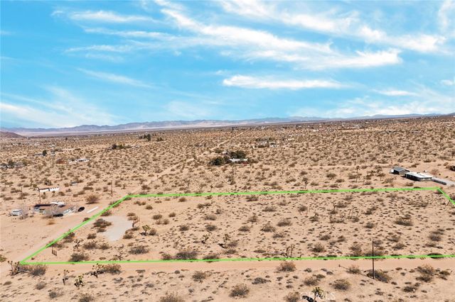1225 Georges Lane, Landers, CA 92285