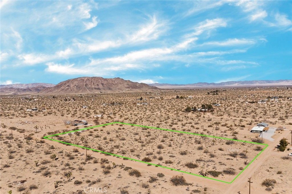 1225 Georges Lane, Landers, CA 92285