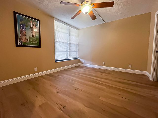 6 Royal Palm Way 310, Boca Raton, FL 33432