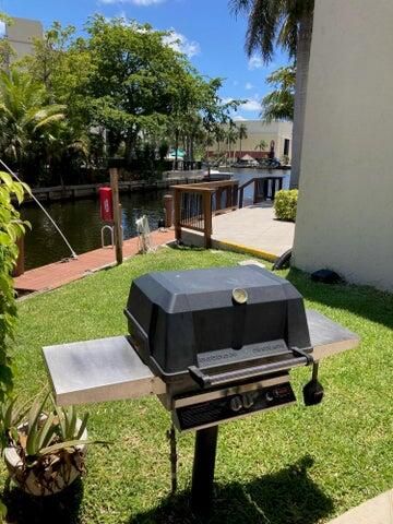 6 Royal Palm Way 310, Boca Raton, FL 33432