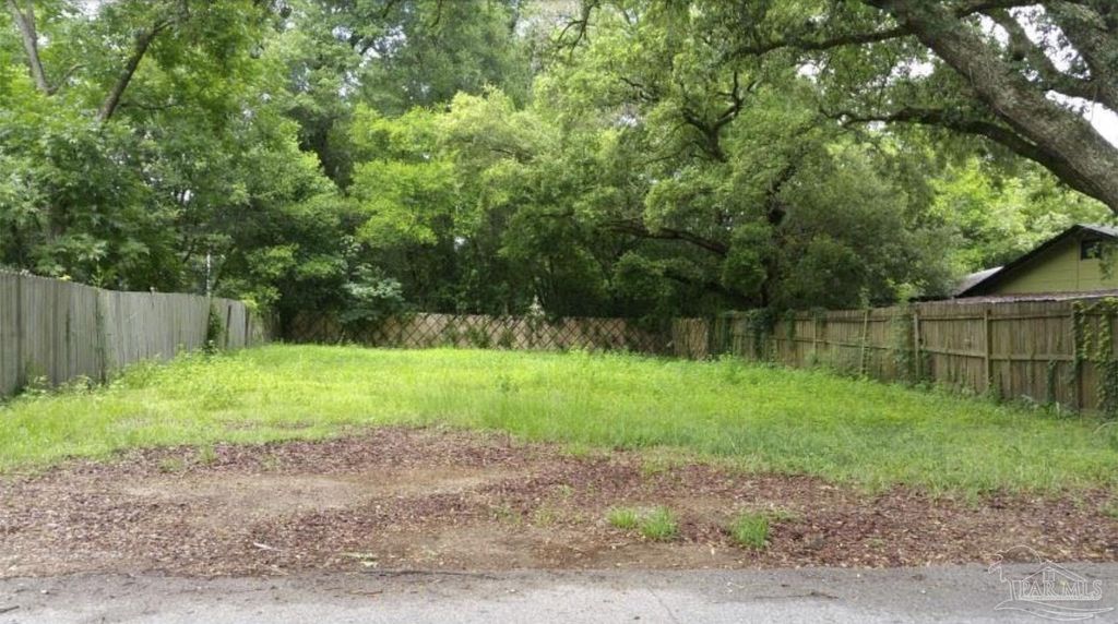 3712 Theresa St, Pensacola, FL 32505