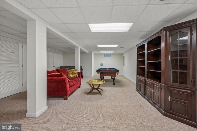 5 CHARLES CIR, Delanco, NJ 08075