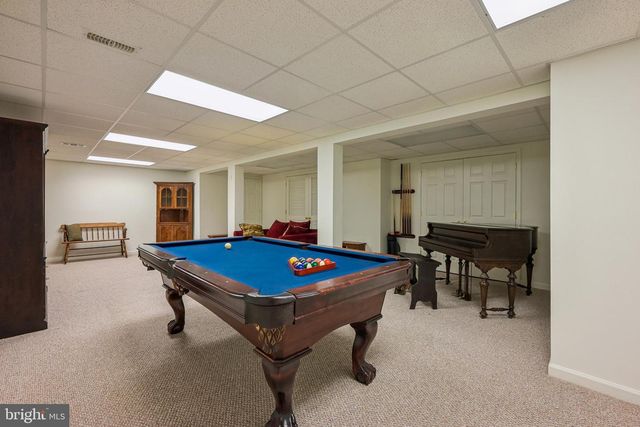 5 CHARLES CIR, Delanco, NJ 08075
