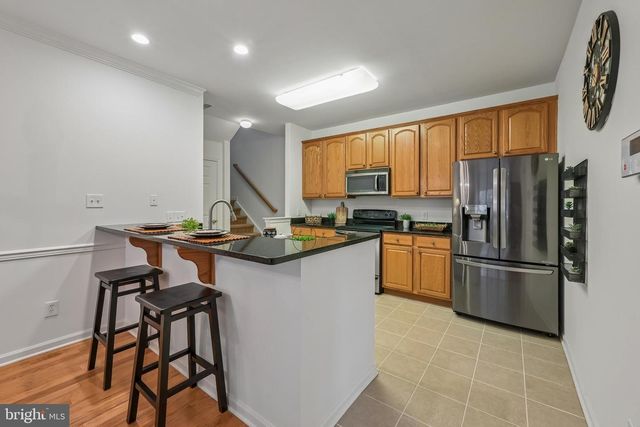 5 CHARLES CIR, Delanco, NJ 08075