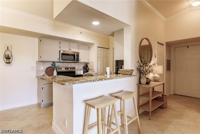 4620 Saint Croix LN 934, Naples, FL 34109