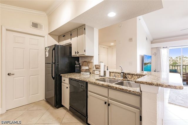 4620 Saint Croix LN 934, Naples, FL 34109