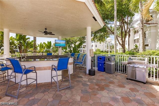 4620 Saint Croix LN 934, Naples, FL 34109