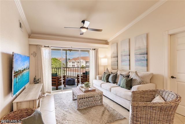 4620 Saint Croix LN 934, Naples, FL 34109