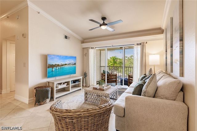 4620 Saint Croix LN 934, Naples, FL 34109