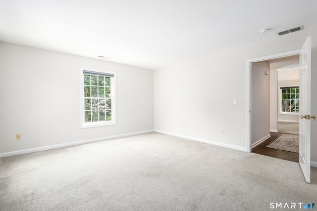 56 Portland Avenue 3, Redding, CT 06896