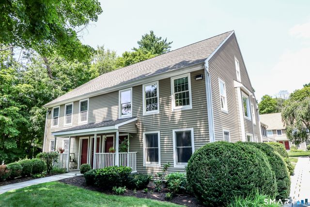 56 Portland Avenue 3, Redding, CT 06896