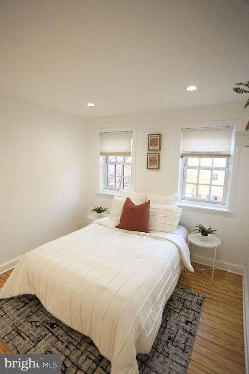 Image 11 of property listing at 29 E HENRIETTA ST, Baltimore, MD 21230