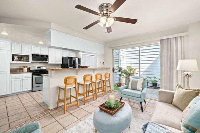 8120 Baymist Drive C, Huntington Beach, CA 92646