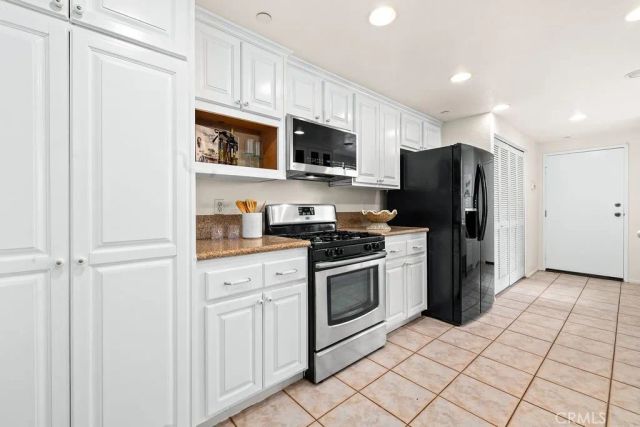 8120 Baymist Drive C, Huntington Beach, CA 92646
