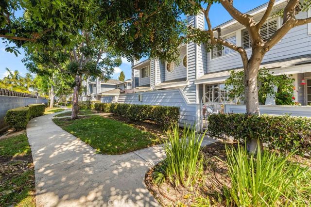 8120 Baymist Drive C, Huntington Beach, CA 92646