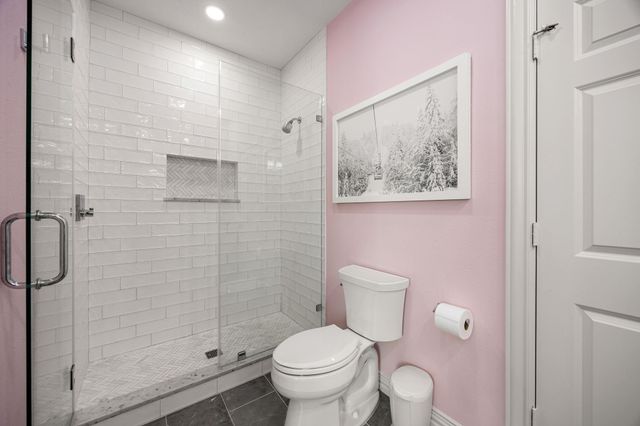 31 Lenox Hill Court, The Woodlands, TX 77382