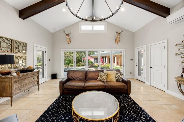 31 Lenox Hill Court, The Woodlands, TX 77382