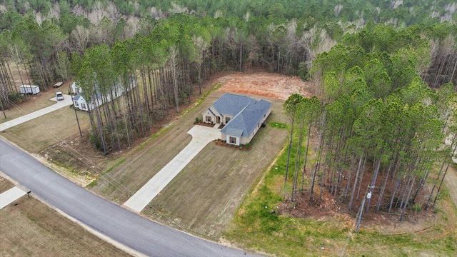 143 Ashwood Ln., Mendenhall, MS 39114