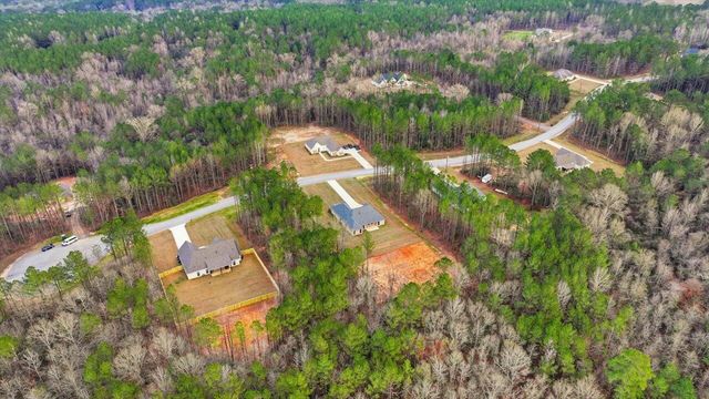 143 Ashwood Ln., Mendenhall, MS 39114