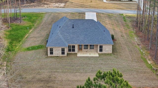 143 Ashwood Ln., Mendenhall, MS 39114