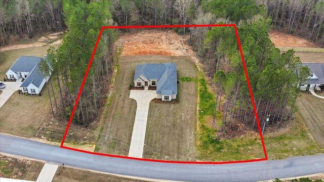 143 Ashwood Ln., Mendenhall, MS 39114